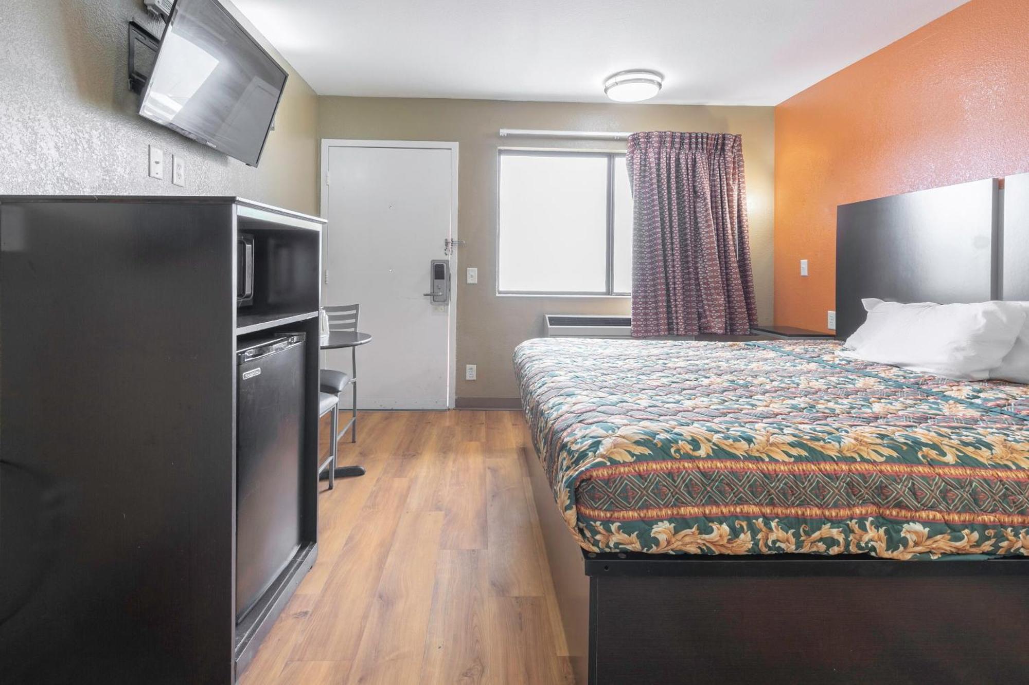 Oyo Hotel Lake Charles Hwy 10 Εξωτερικό φωτογραφία